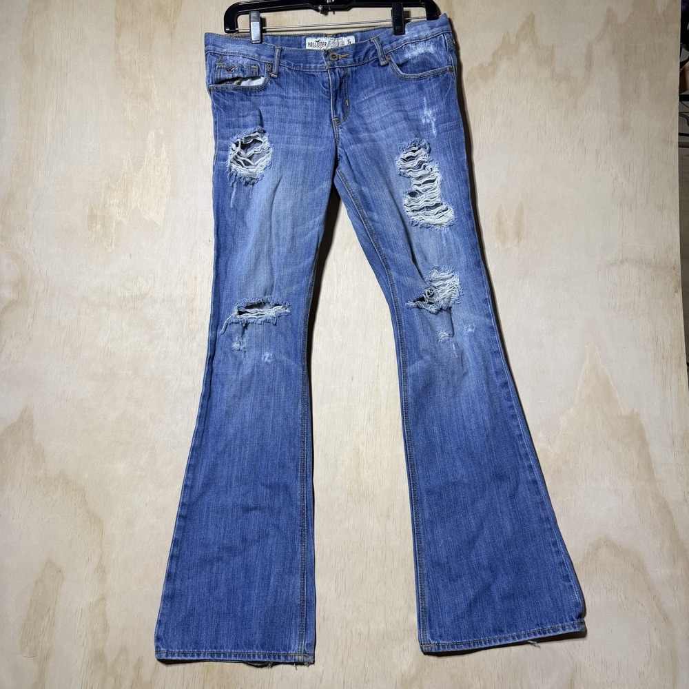 Hollister Womens Jeans Size 7R Blue Distressed Low Rise Flare Bootcut Denim Y2K